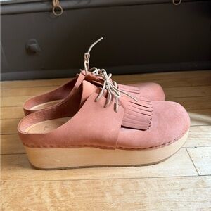 Bryr Zoe Clogs Fringe Platform Mules